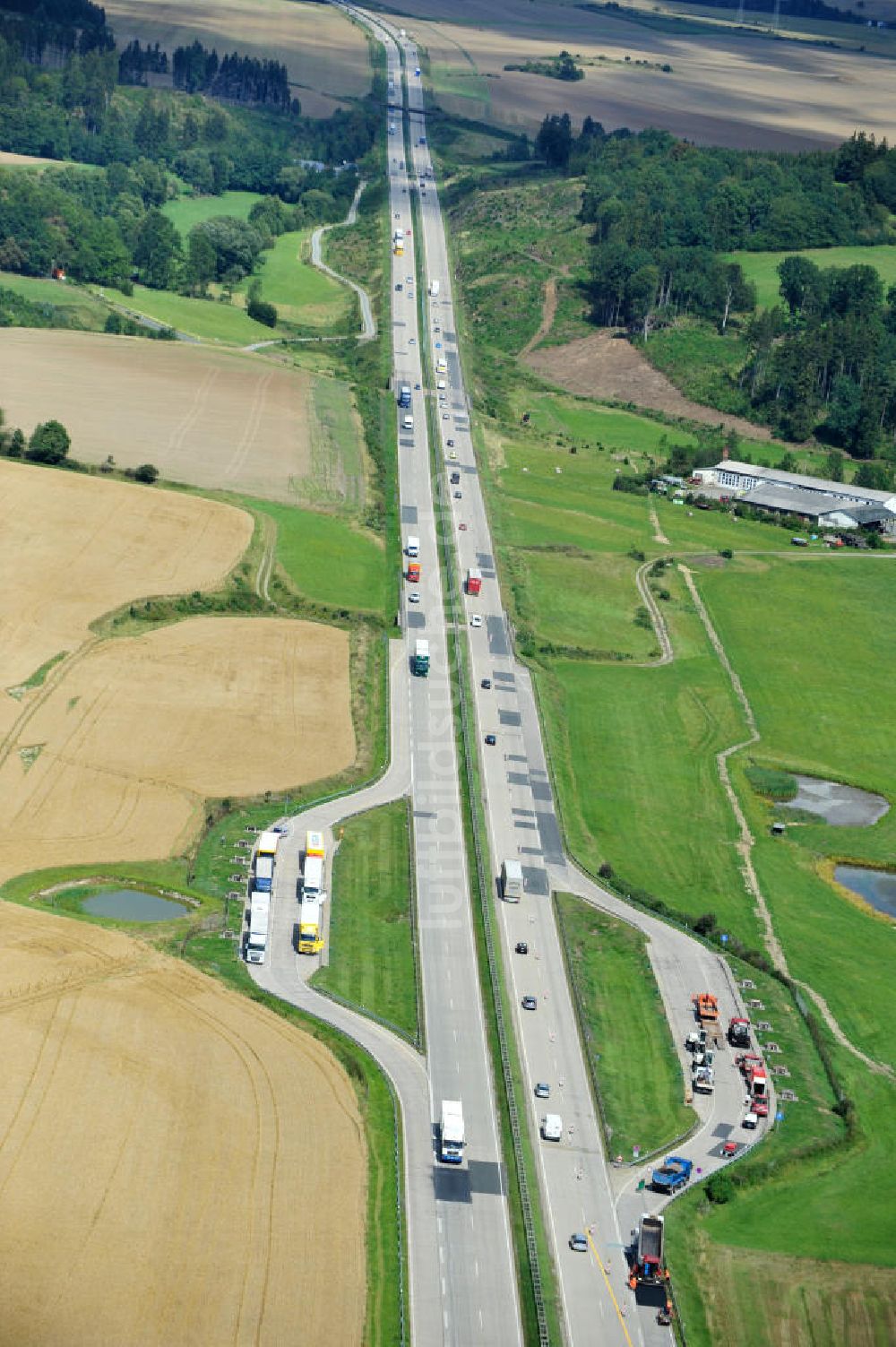 Luftbild Görkwitz - Bauwerke und Streckenführung der BAB Bundesautobahn A9 bei Görkwitz in Thüringen