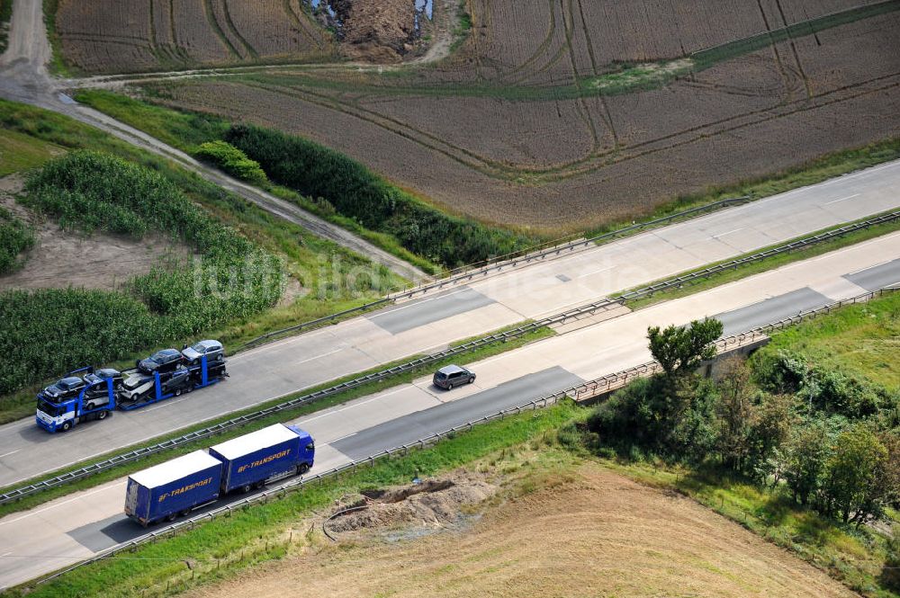 Pahnstangen aus der Vogelperspektive: Bauwerke und Streckenführung der BAB Bundesautobahn A9 bei Pahnstangen in Thüringen