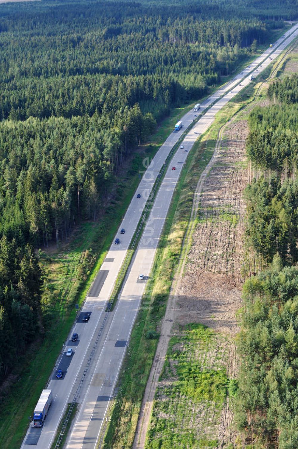 Luftbild Pahnstangen - Bauwerke und Streckenführung der BAB Bundesautobahn A9 bei Pahnstangen in Thüringen