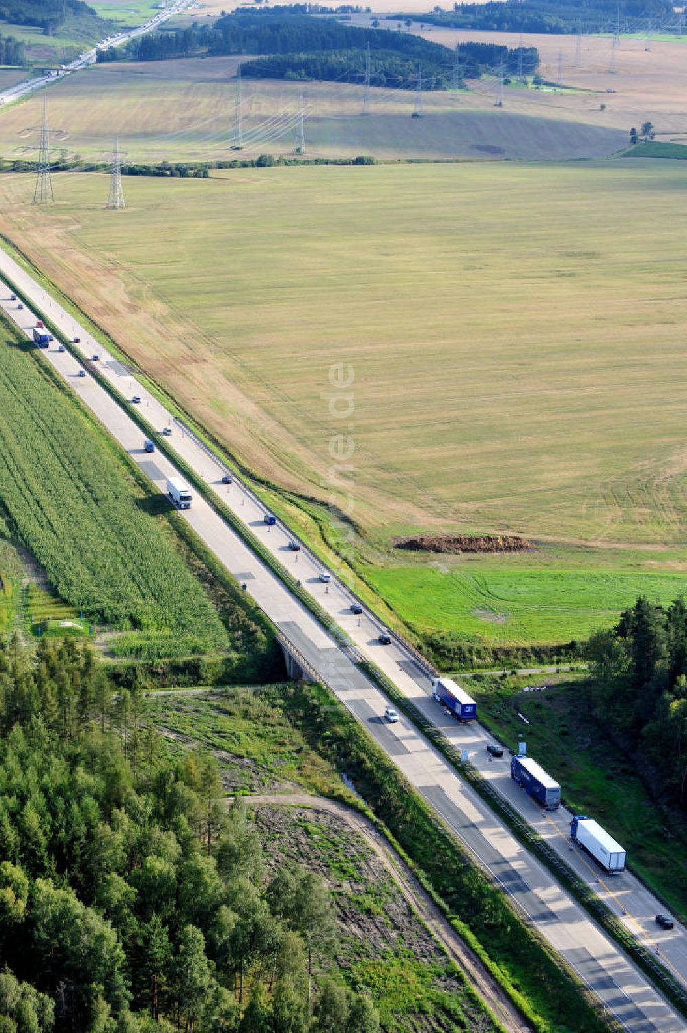 Pahnstangen von oben - Bauwerke und Streckenführung der BAB Bundesautobahn A9 bei Pahnstangen in Thüringen