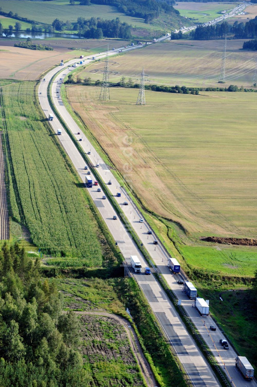 Luftbild Pahnstangen - Bauwerke und Streckenführung der BAB Bundesautobahn A9 bei Pahnstangen in Thüringen