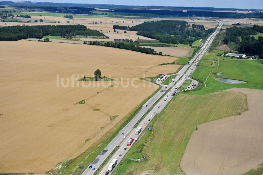 Luftbild Schleiz - Bauwerke und Streckenführung der BAB Bundesautobahn A9 bei Schleiz in Thüringen