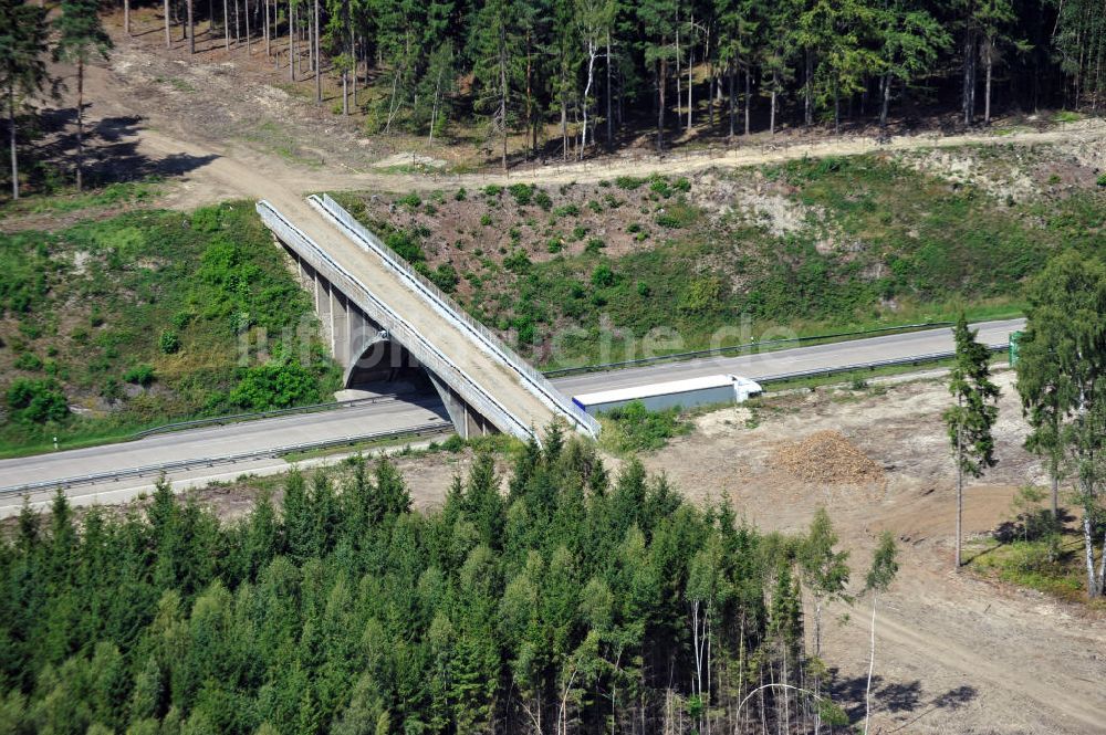 Luftbild Wüstenwetzdorf - Bauwerke und Streckenführung der BAB Bundesautobahn A9 bei Wüstenwetzdorf in Thüringen