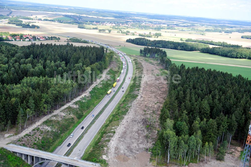 Luftbild Wüstenwetzdorf - Bauwerke und Streckenführung der BAB Bundesautobahn A9 bei Wüstenwetzdorf in Thüringen