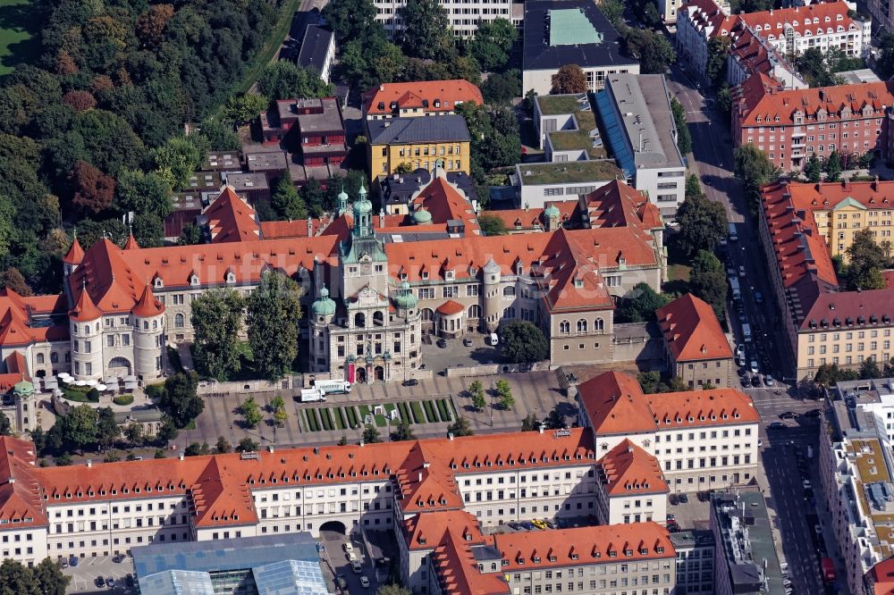 Luftaufnahme München - Bayerisches Nationalmuseums an der Prinzregentenstraße in München im Bundesland Bayern