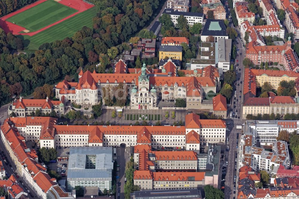 München von oben - Bayerisches Nationalmuseums an der Prinzregentenstraße in München im Bundesland Bayern