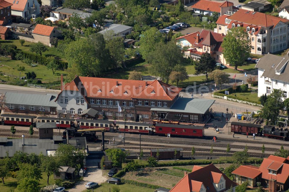 Luftaufnahme Kühlungsborn - Bäderbahn Molli am Bahnhof Kühlungsborn West