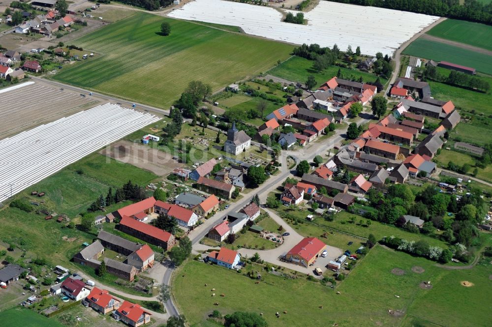 Beelitz OT Schlunkendorf von oben - Beelitz OT Schlunkendorf im Bundesland Brandenburg