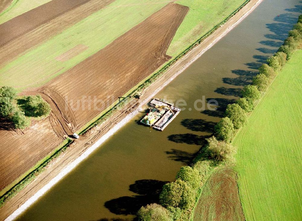 Parchau aus der Vogelperspektive: Befestigung der Umleitung des Elbe - Havel - Kanal im Bereich von Parchau.