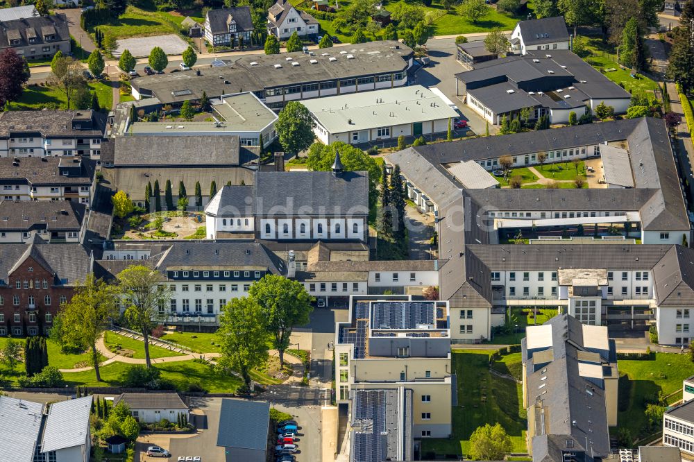 Luftbild Olsberg - Behinderten Heim und Werkstatt für betreutes Wohnen in Olsberg im Bundesland Nordrhein-Westfalen, Deutschland