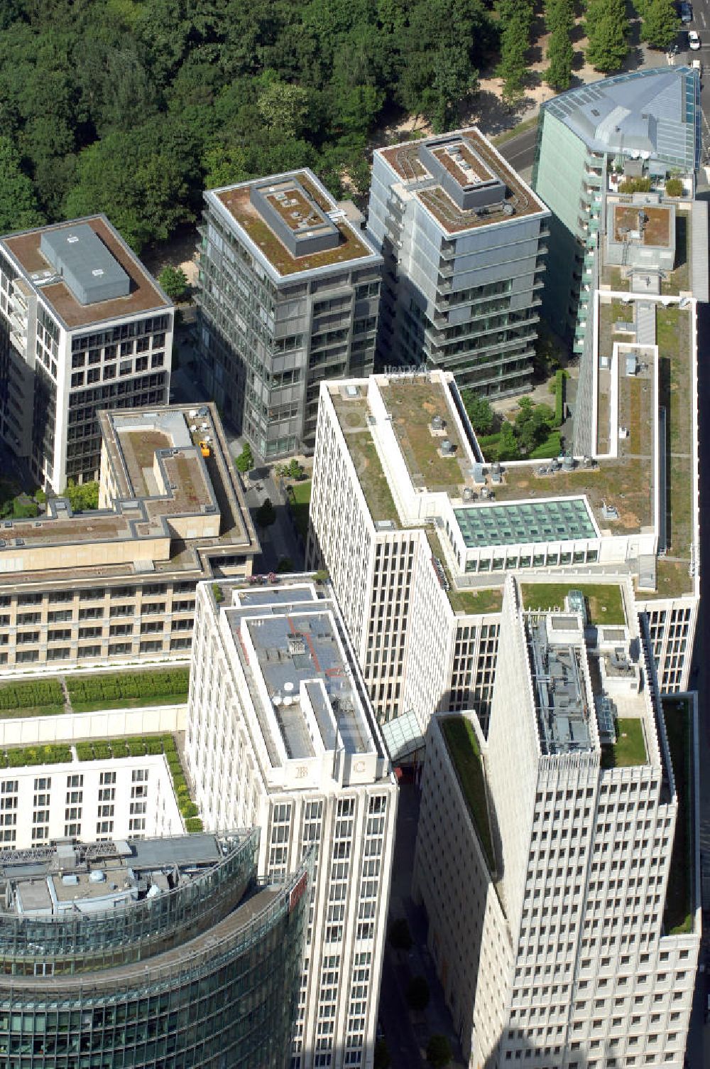 Berlin von oben - Beisheim Center am Potsdamer Platz im Berliner Ortsteil Tiergarten