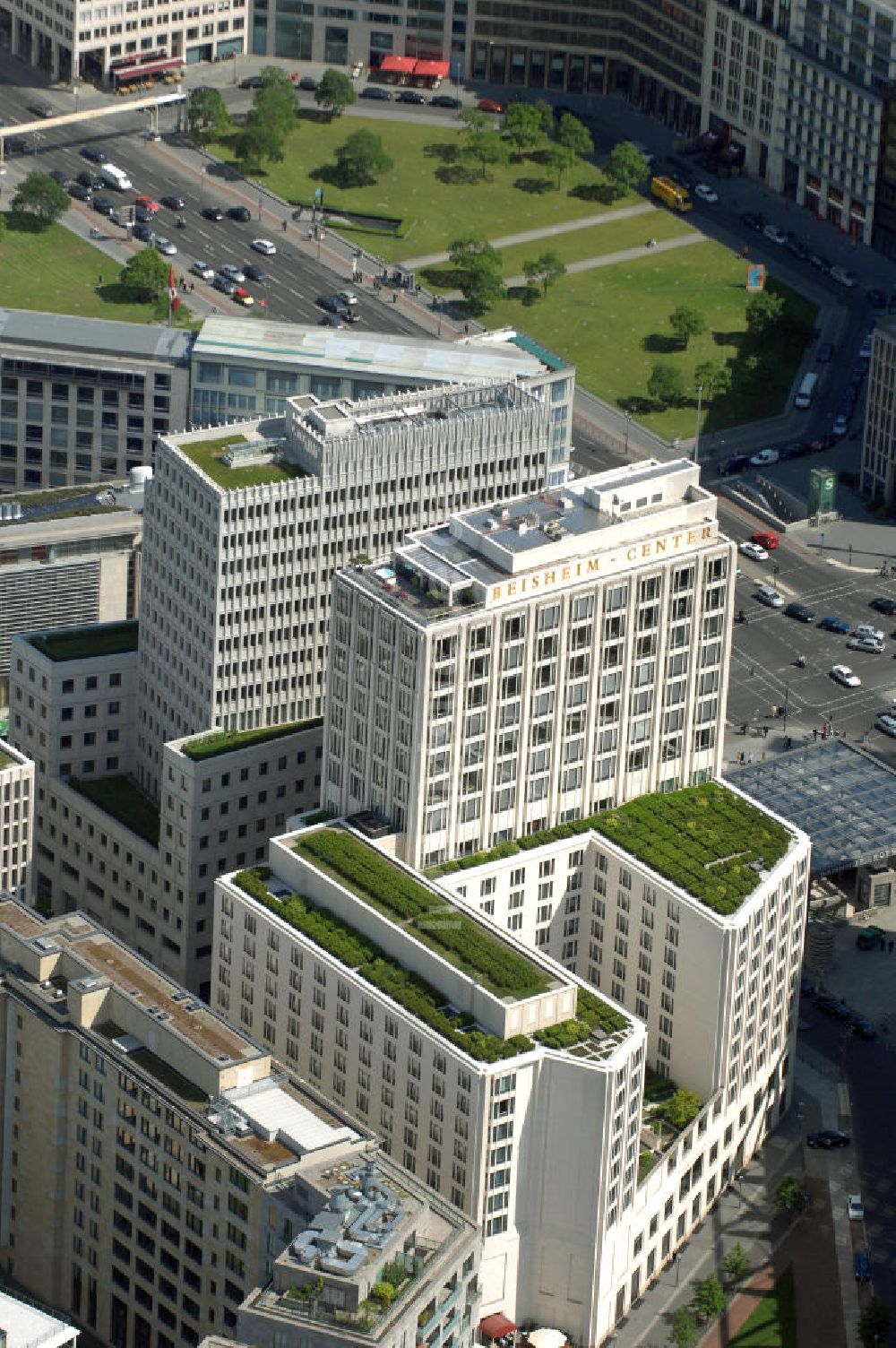 Berlin aus der Vogelperspektive: Beisheim Center am Potsdamer Platz im Berliner Ortsteil Tiergarten