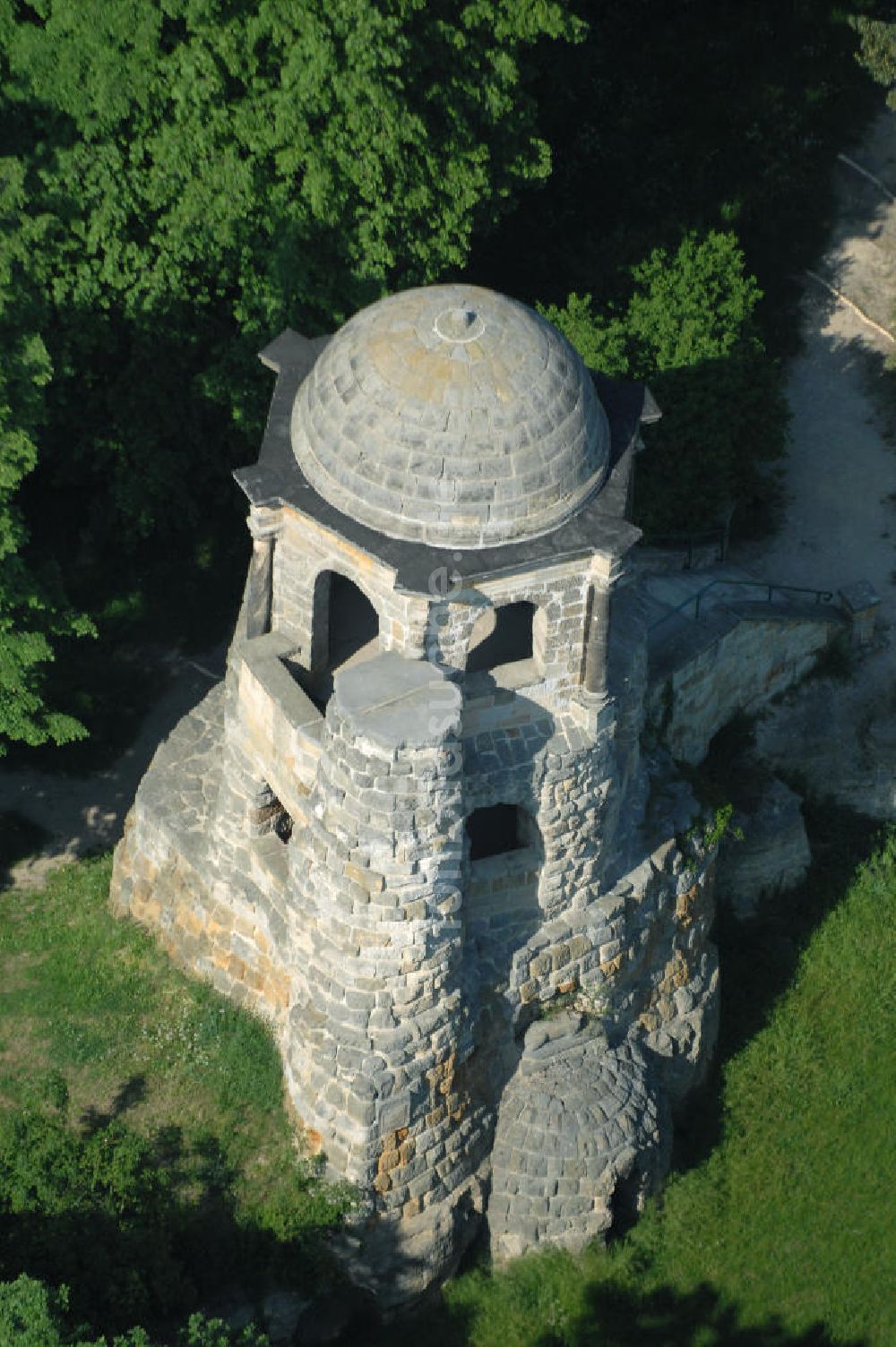 HALBERSTADT von oben - Belvedere im Landschaftsschutzpark Spiegelsberge in Halberstadt