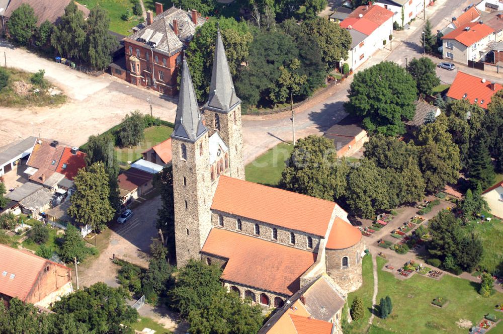 Hillersleben von oben - Benediktinernonnenkloster Hillersleben