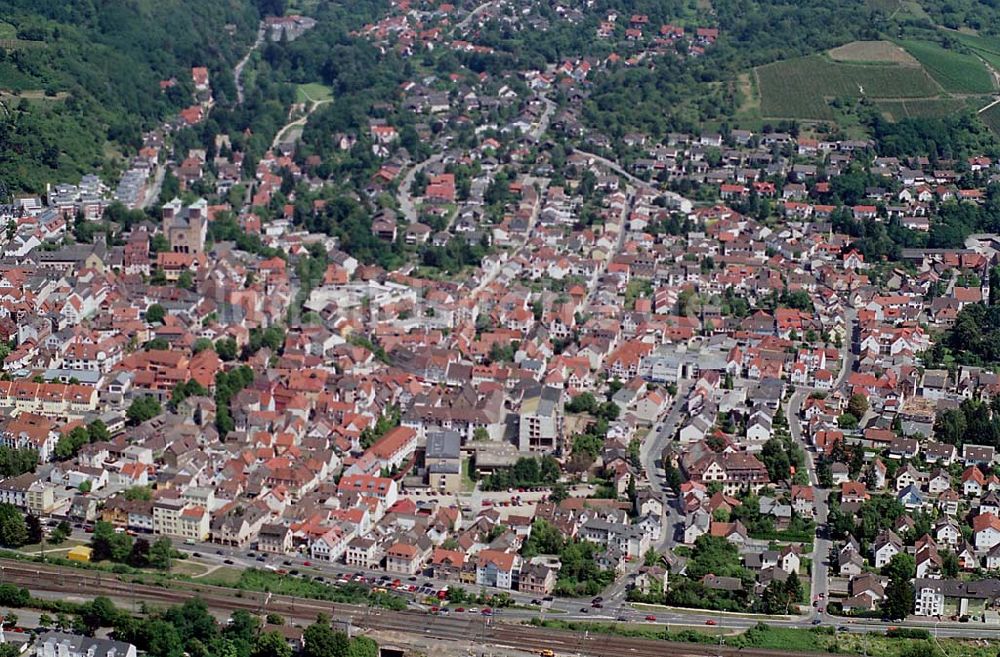 Bensheim / Hessen aus der Vogelperspektive: Bensheim / Hessen Stadtansicht von Bensheim (nördlich von Mannheim) in Hessen 01.08.2003