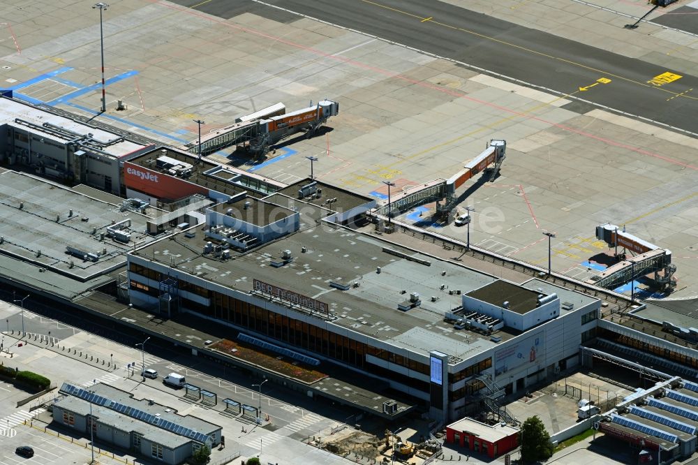 Schönefeld von oben - BER Terminal 5 auf dem Gelände des Flughafen BER in Schönefeld im Bundesland Brandenburg, Deutschland