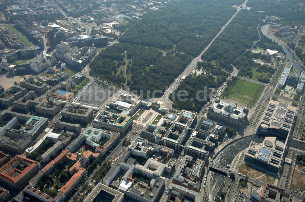 Berlin aus der Vogelperspektive: Überblick über die Stadtmitte von Berlin