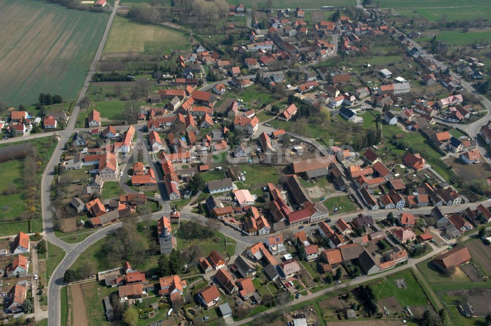 Abtsbessingen aus der Vogelperspektive: Überblick auf die Gemeinde Abtsbessingen in Thüringen