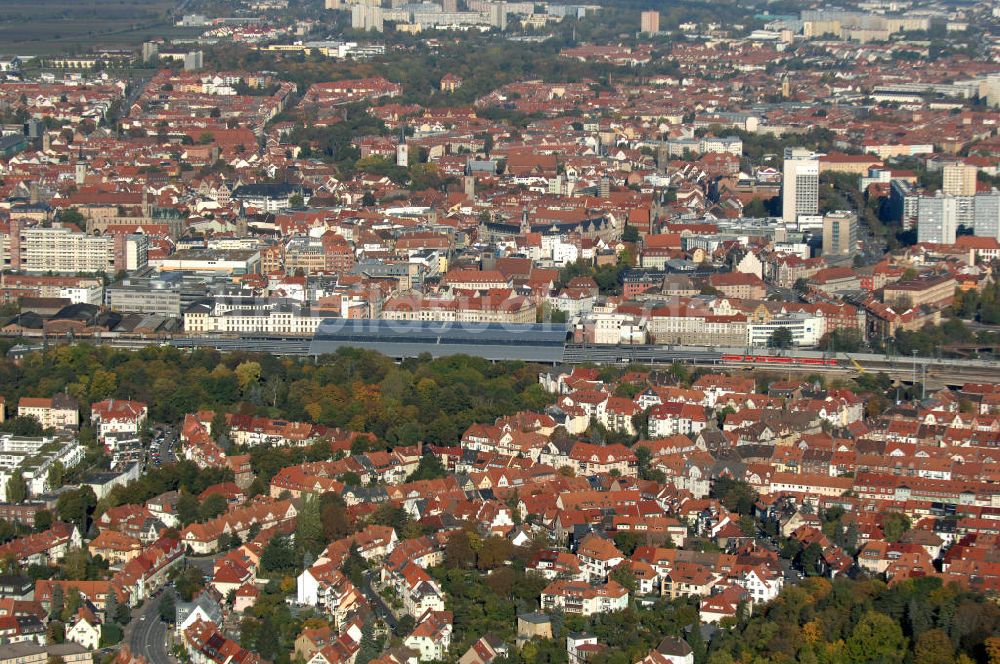 Erfurt von oben - Überblick auf die Löbervorstadt, den Hauptbahhof und die Altstadt von Erfurt