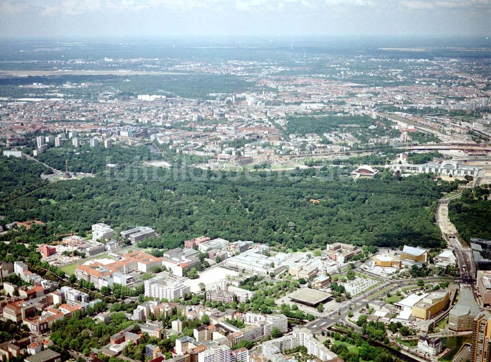 Luftaufnahme Berlin - Charlottenburg - Bereich am Breitscheidplatz / Bhf. Zoo in Berlin - Charlottenburg