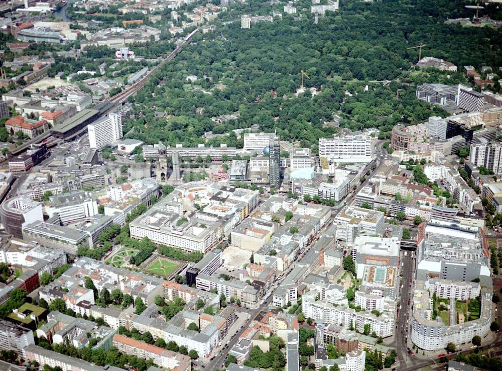 Berlin - Charlottenburg von oben - Bereich am Breitscheidplatz / Bhf. Zoo in Berlin - Charlottenburg