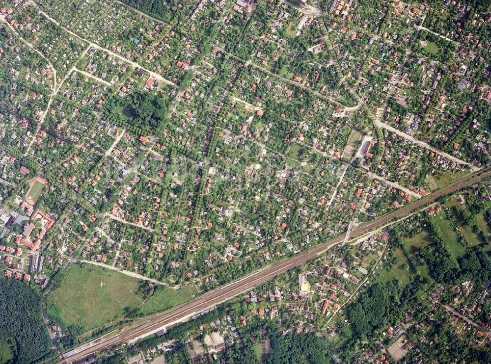 Luftaufnahme Neuenhagen - Brandenburg - Bereich Neuenhagen und Bollensdorf aus 8000 ft Höhe in der 90-Grad-Perspektive.