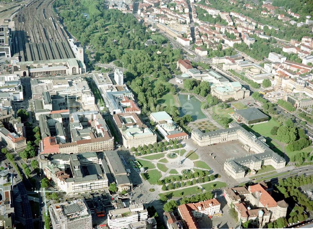 Stuttgart von oben - Bereich am Stuttgarter Hauptbahnhof mit dem Schloßplatz.