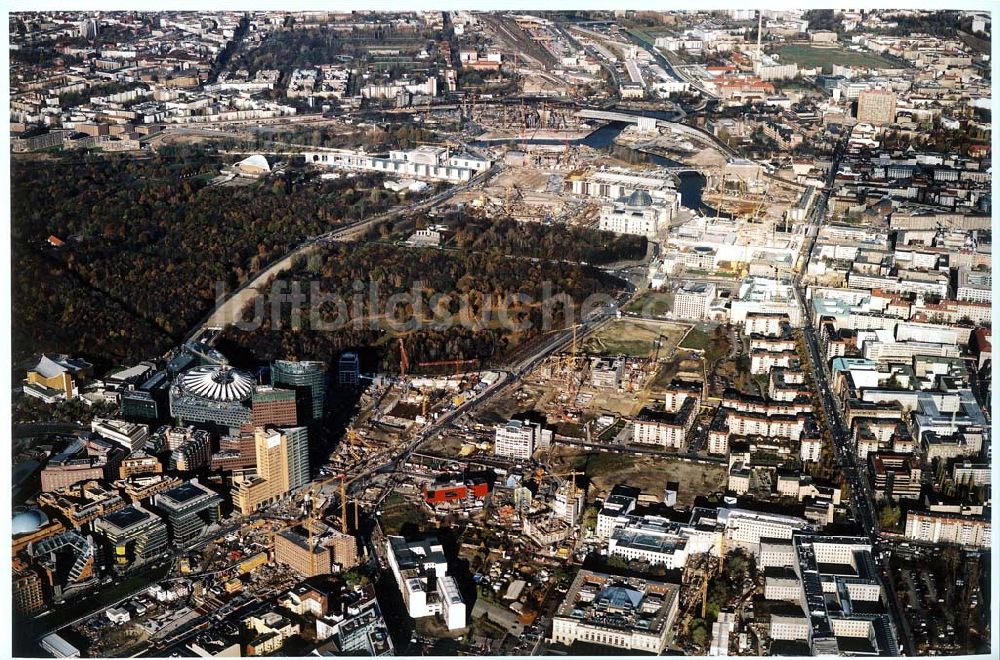 Luftbild Berlin - Tiergarten - Bereich zwischen Potsdamer Platz und Berlin - Mitte.