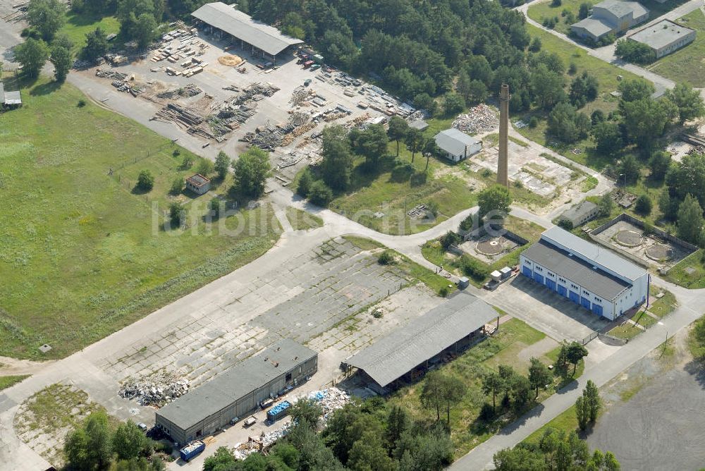 Luftbild BRANDENBURG BRIEST - Bereiche des alten NVA / Bundeswehr - Flugplatz Briest