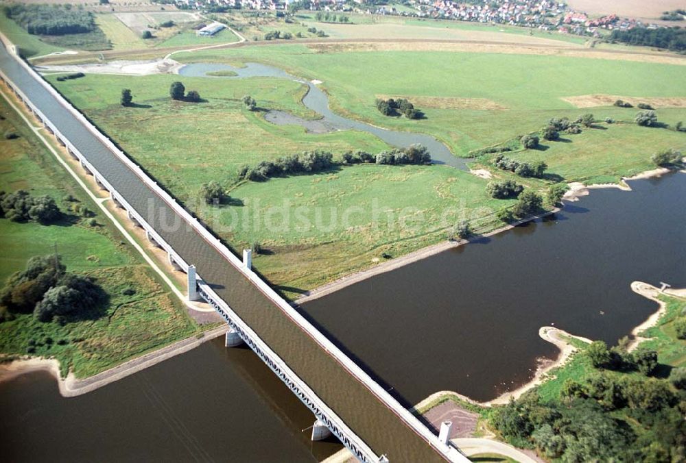 Luftbild Rothensee - Überflutungsflächen an der Kanalbrücke bei Rothensee/Hohenwarthe