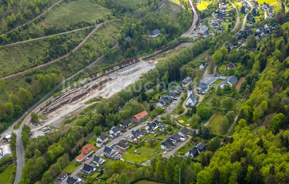 Brilon-Wald von oben - Berg- und Tal Landschaft in Brilon-Wald im Bundesland Nordrhein-Westfalen, Deutschland