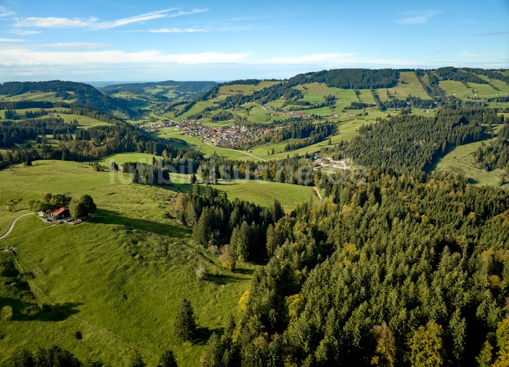 Luftbild Missen im Allgäu - Berg- und Tal Landschaft in Missen im Allgäu im Bundesland Bayern, Deutschland