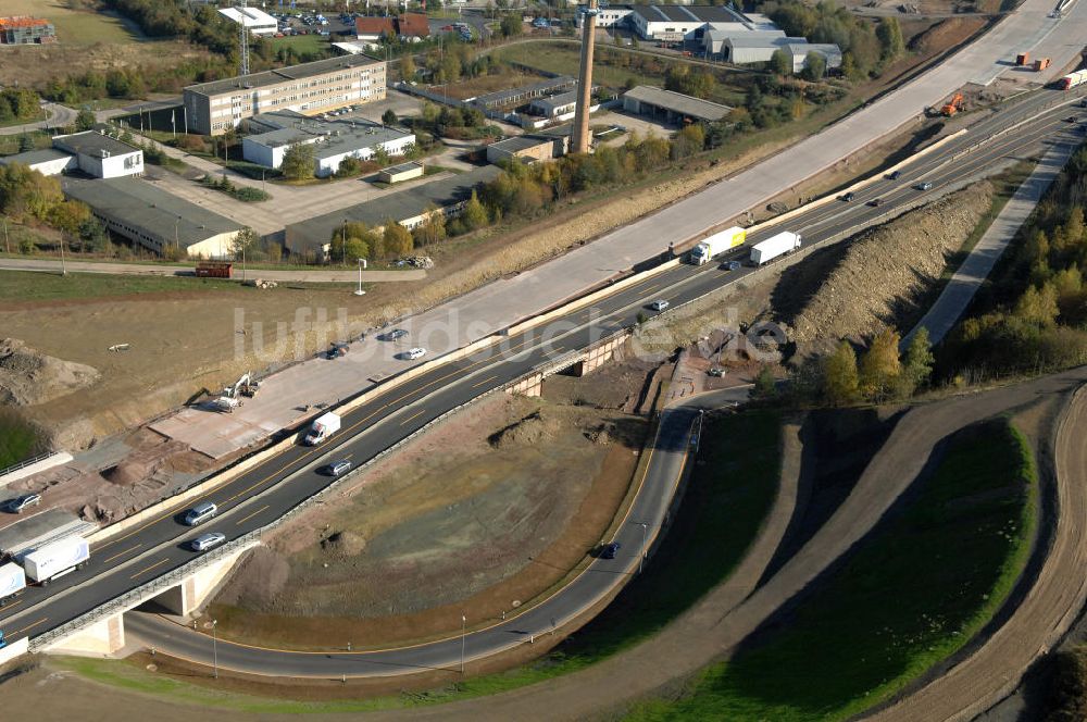 Eisenach aus der Vogelperspektive: Übergang der alten A4 auf die neue A4 nahe der neuen Anschlussstelle Eisenach-West