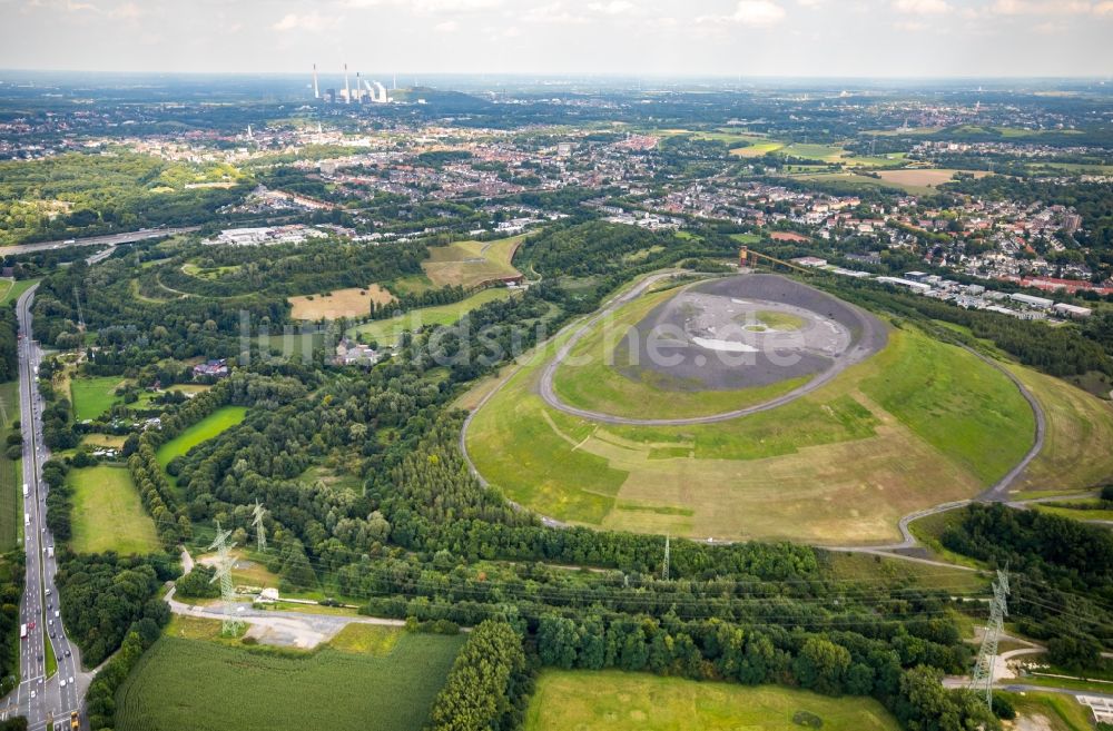 Luftbild Gladbeck - Bergbau- Abraumhalde der Mottbruchhalde in Gladbeck im Bundesland Nordrhein-Westfalen - NRW, Deutschland