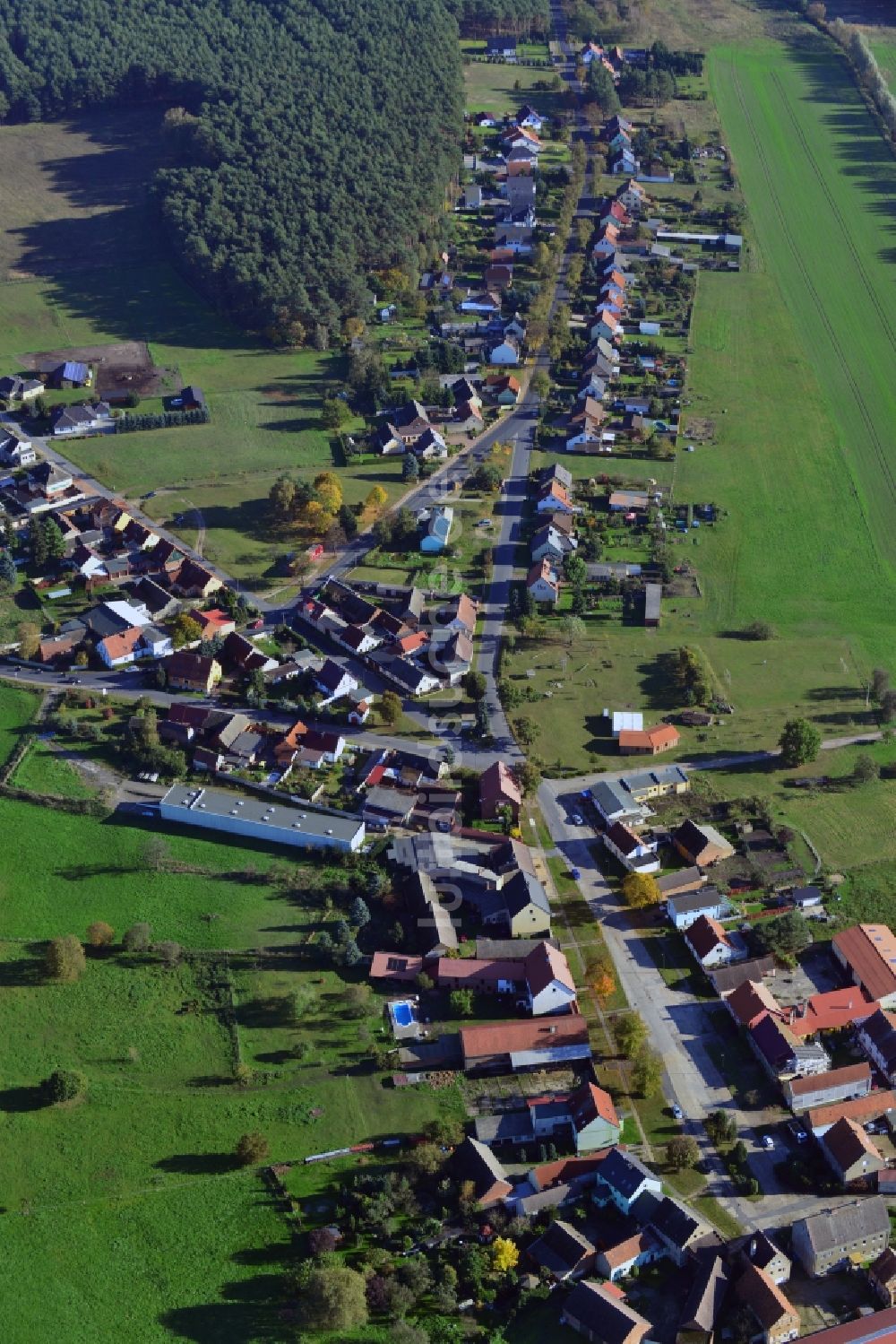 Berkenbrück von oben - Berkenbrück in Nuthe-Urstromtal im Bundesland Brandenburg