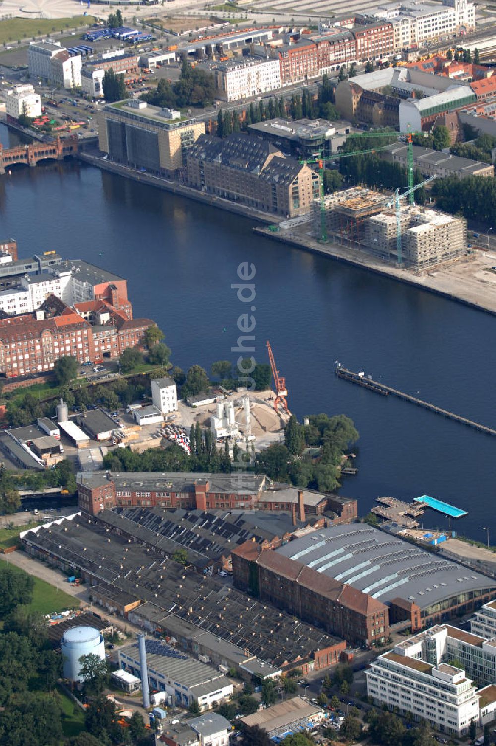 Berlin aus der Vogelperspektive: Berlin Arena-Hallen