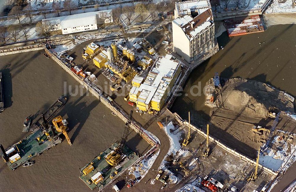 Berlin Mitte von oben - 22.11.1995 Berlin, Baustelle am Porsdamer Platz (Winter)