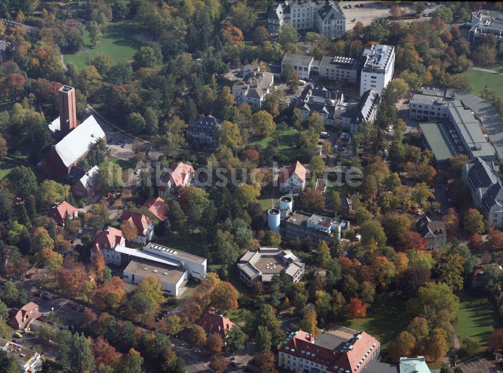 Luftbild Berlin - BERLIN im Bereich der Löhleinstrasse, Hittorfstrasse, Vant-Hoff-Strasse in Berlin-Dahlem