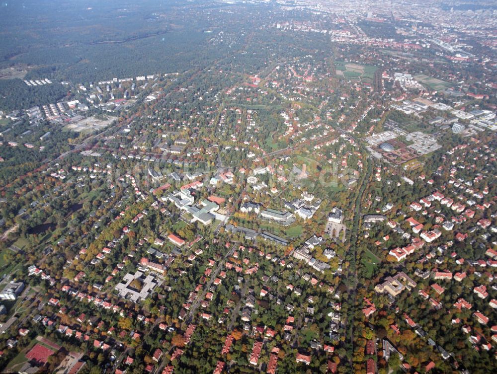 Berlin von oben - BERLIN im Bereich der Löhleinstrasse, Hittorfstrasse, Vant-Hoff-Strasse in Berlin-Dahlem