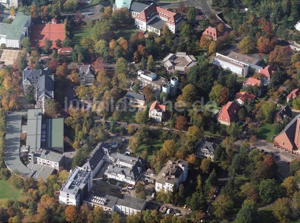 Luftaufnahme Berlin - BERLIN im Bereich der Löhleinstrasse, Hittorfstrasse, Vant-Hoff-Strasse in Berlin-Dahlem