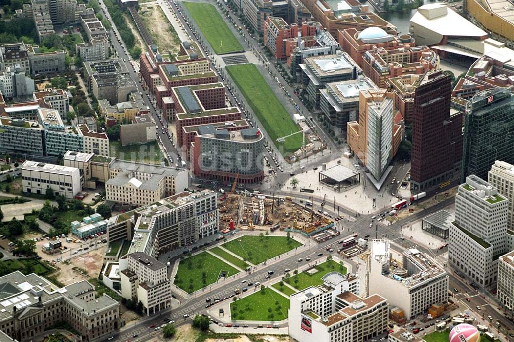 Berlin aus der Vogelperspektive: Berlin Blick auf die Baustelle am Potsdamer Platz