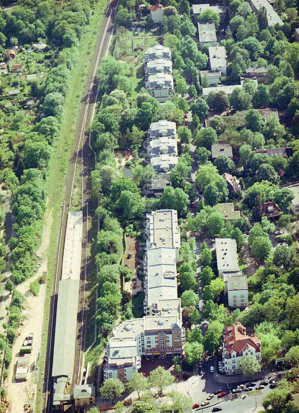 Luftaufnahme Berlin - Steglitz - Berlin) an der Buhrowstraße / Ecke Steglitzer Damm in Berlin - Steglitz