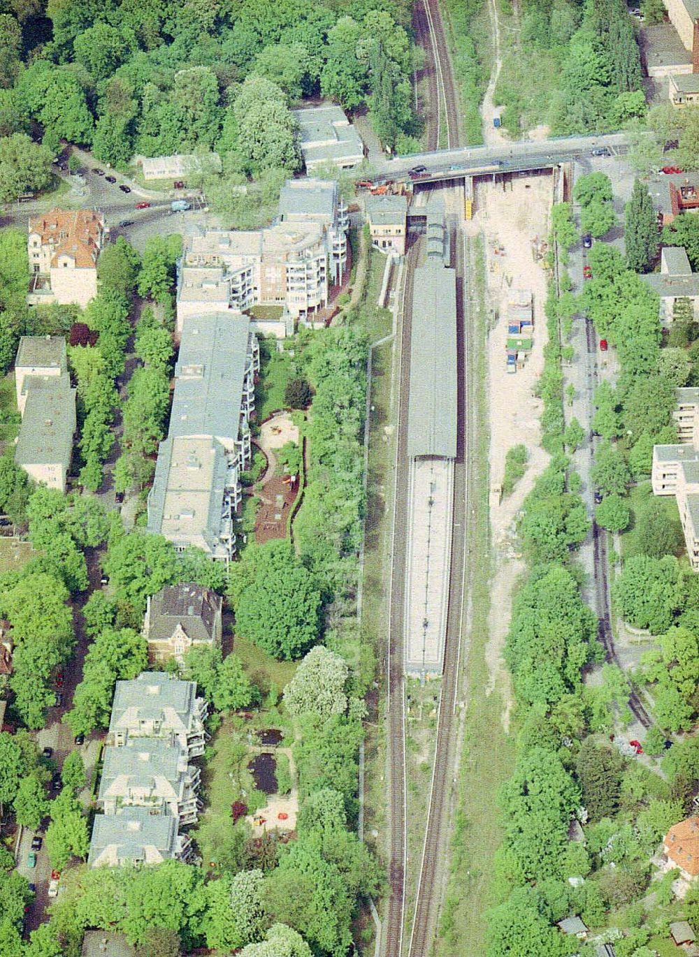 Berlin - Steglitz aus der Vogelperspektive: Berlin) an der Buhrowstraße / Ecke Steglitzer Damm in Berlin - Steglitz