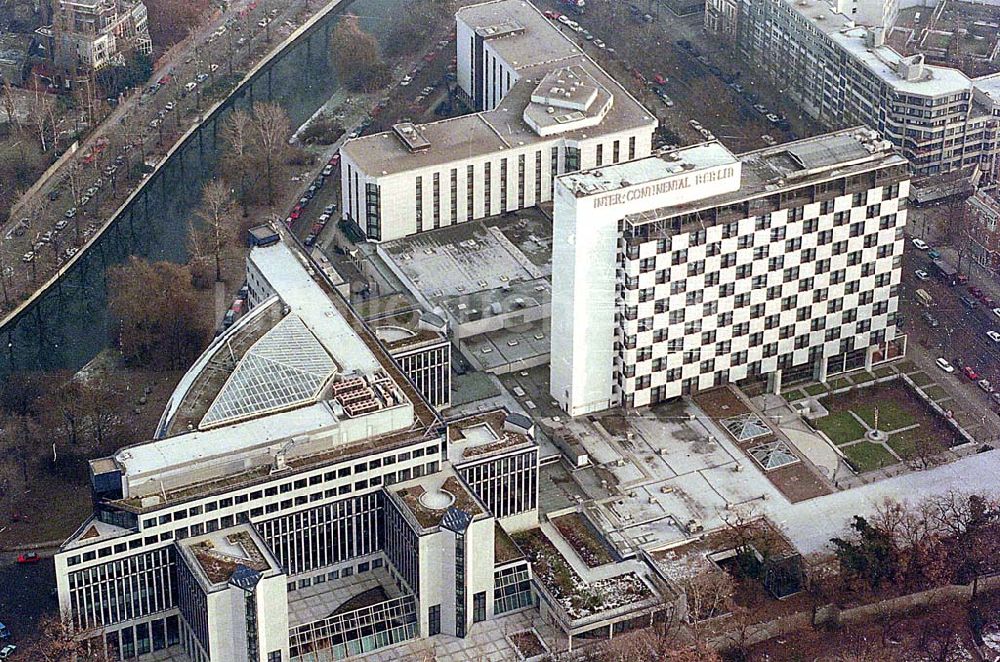 Berlin von oben - 21.12.1995 Berlin Charlottenburg, Hotel Intercontinental