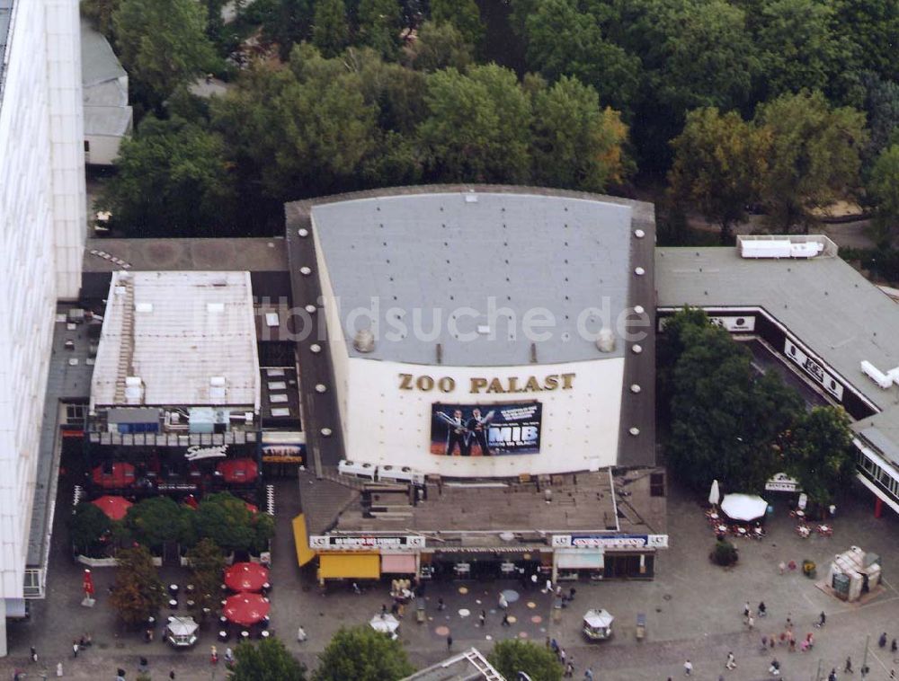 Luftaufnahme Berlin - Charlottenburg - Berlin Charlottenburg Kino Zoopalast am Bhf. Zoo 18.09.1997