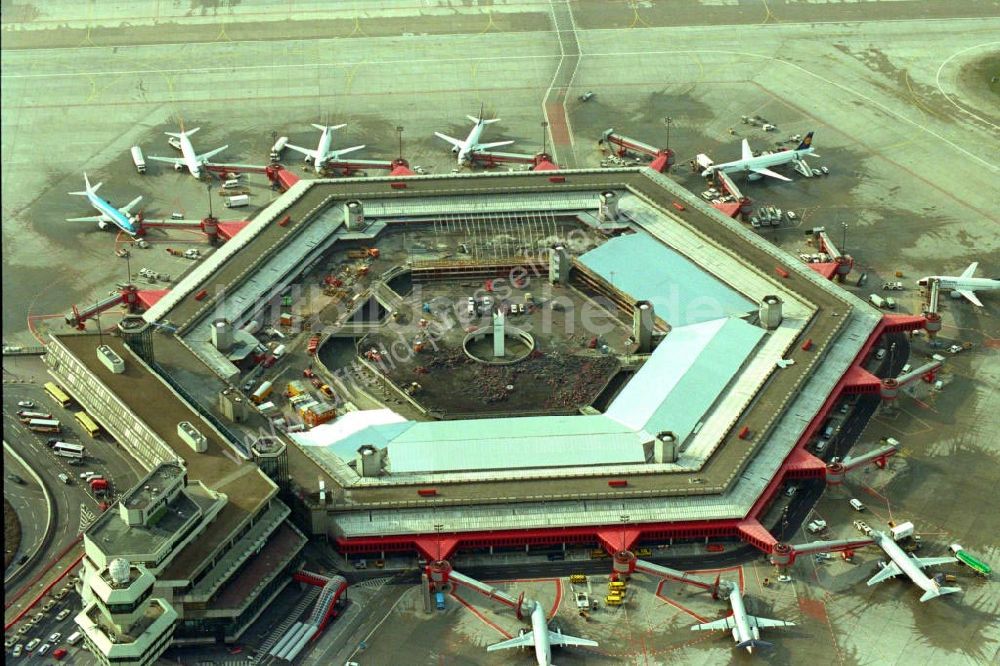 Luftbild Berlin / Tegel - Berlin Flughafen Tegel