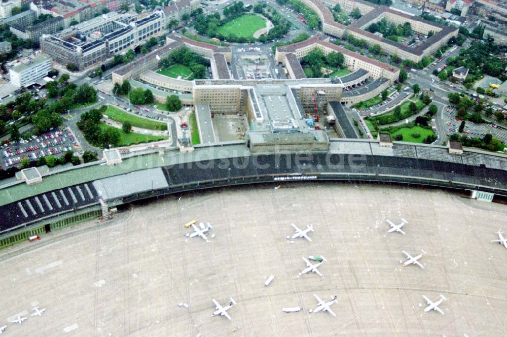 Luftbild Berlin - 02.10.1994 Berlin Flughafen Tempelhof