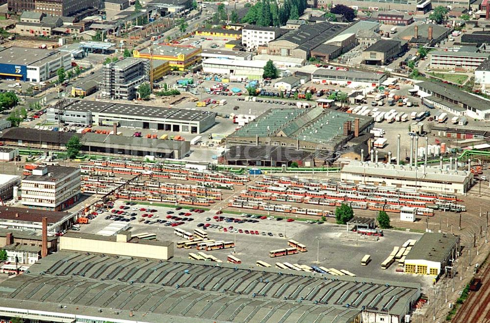 Berlin / Friedrichshain aus der Vogelperspektive: Berlin / Friedrichshain Neues Deutschland-Verlagsgelände 23.06.1994