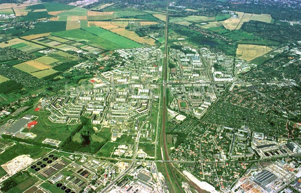 Luftaufnahme Berlin - Hohenschönhausen - Berlin Hohenschönhausen aus 10000 ft Höhe.