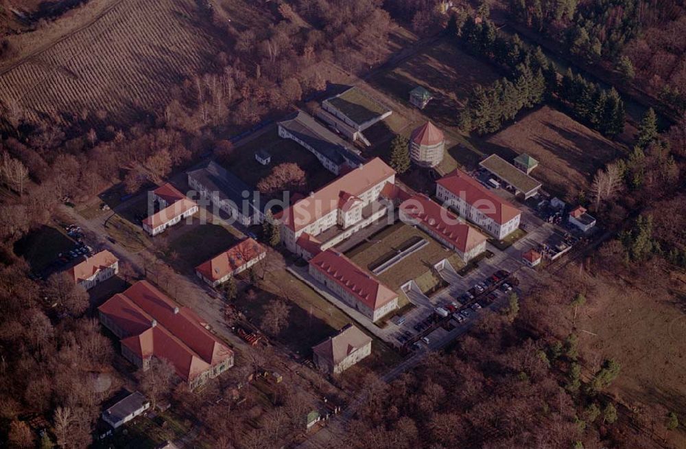 Luftaufnahme Berlin-Köpenik - 18.12.2003 Berlin-Karlshorst, Gelände des russischen Oberkommandos